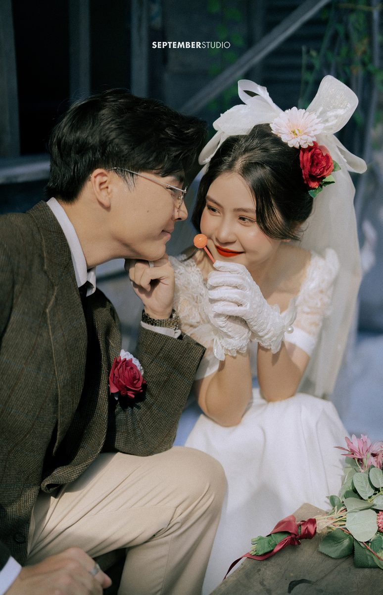 Ánh sáng golden hour trong chụp ảnh cưới cinematic tại September Studio