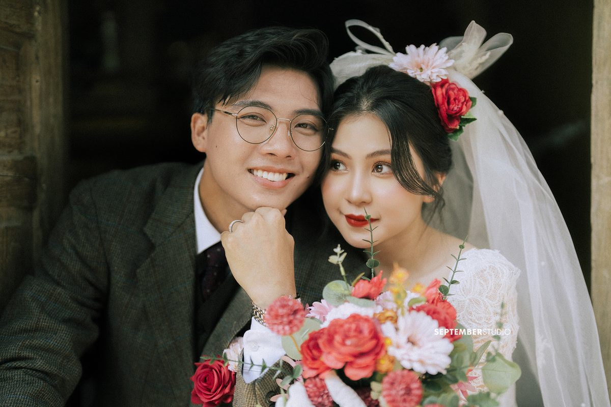 Ảnh cưới phong cách điện ảnh ánh sáng chiều tà tại September Studio