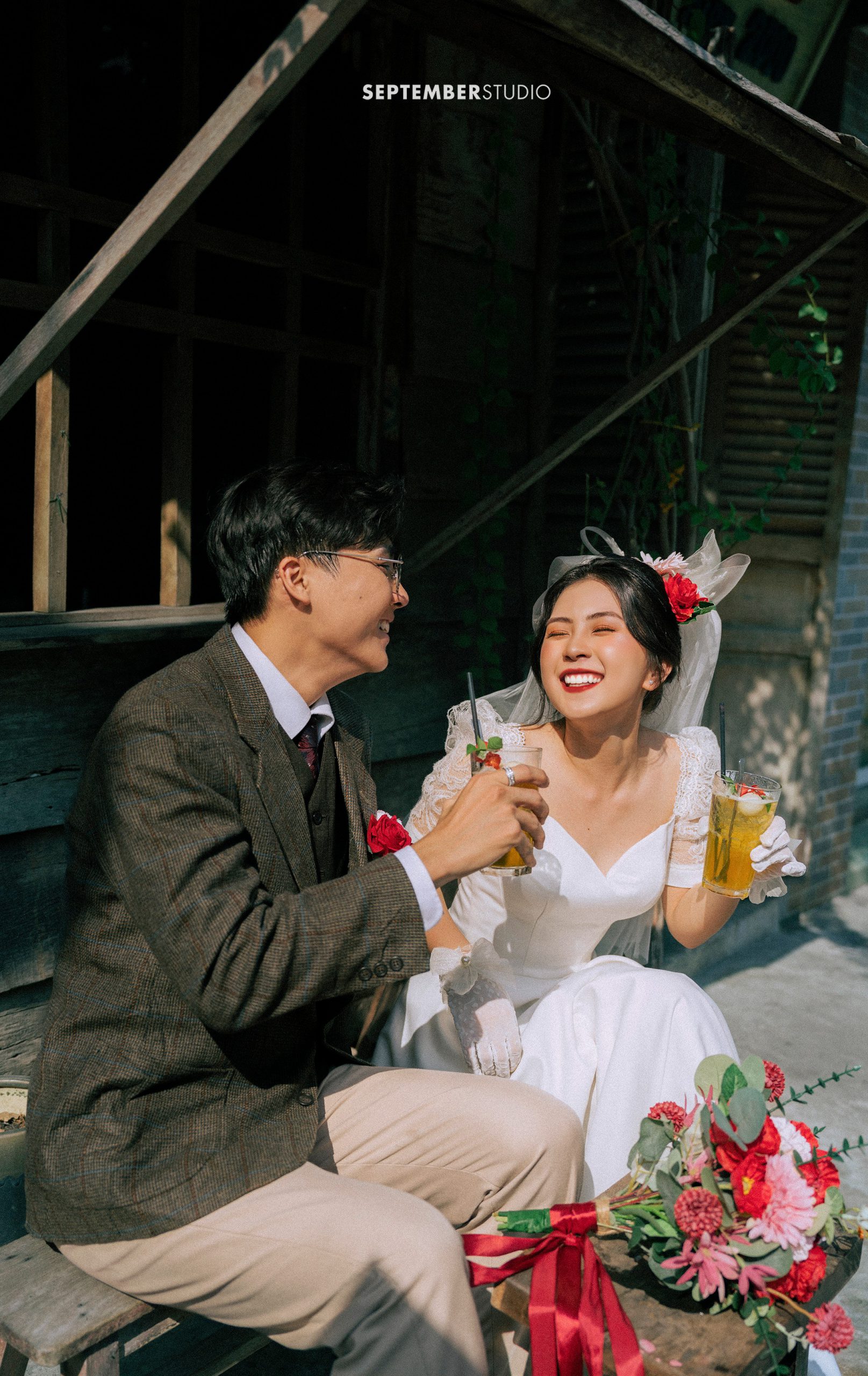 Chụp ảnh cưới Sài Gòn ngoại cảnh - September Studio