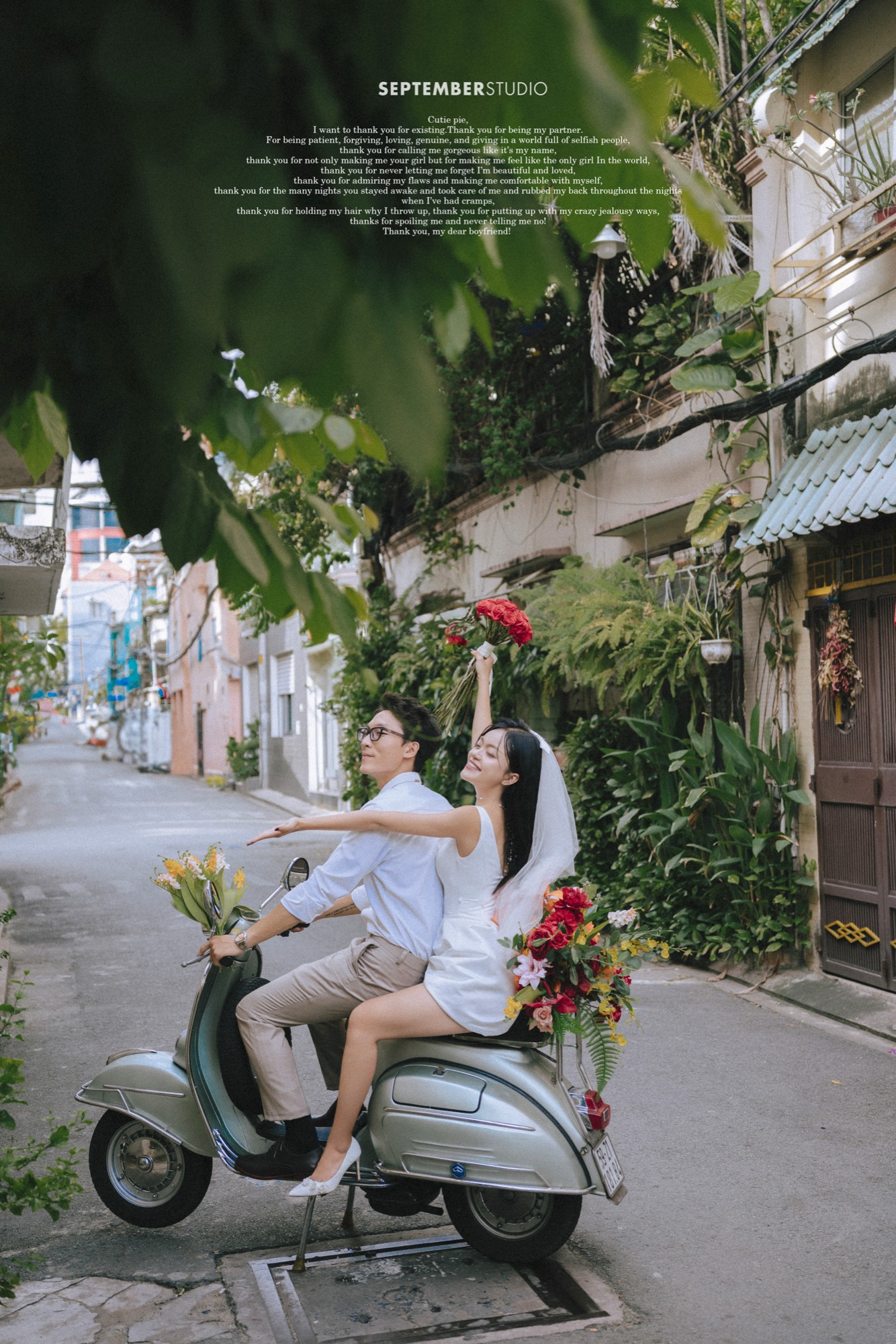 chụp ảnh cưới hẻm phố sài gòn - September Studio